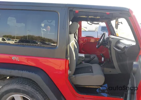 2010 Jeep Wrangler Sport z USA, uszkodzony, nr VIN 1J4AA2D11AL106077